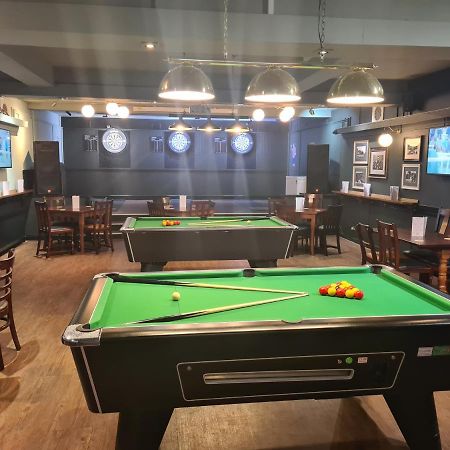 Hen House Hotell Cannock Eksteriør bilde