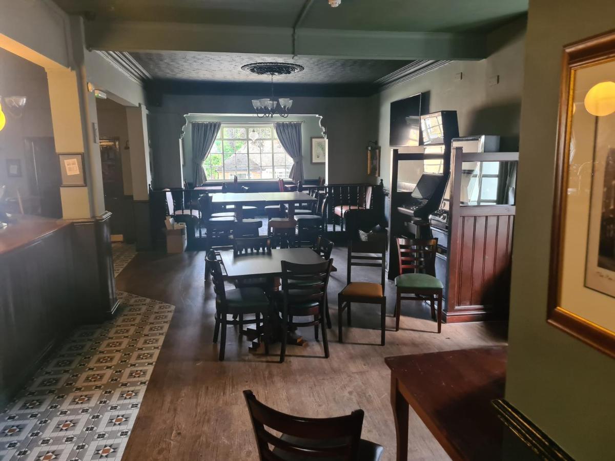 Hen House Hotell Cannock Eksteriør bilde