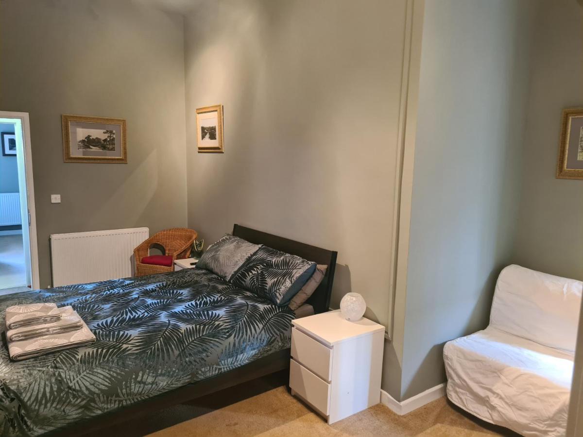 Hen House Hotell Cannock Eksteriør bilde